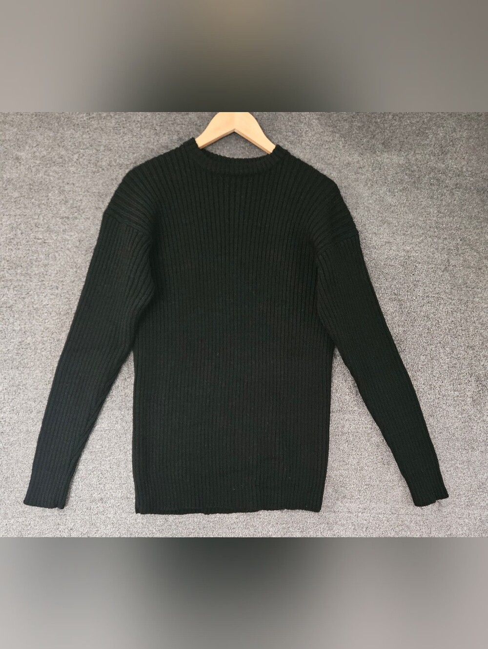 VTG J.Crew 100% Wool Heavy Ribbed Crewneck Sweater Black Large Minimalist Quiet